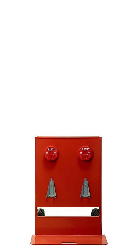 Unteres Stationsteil mit Feuerlöscher-Wandhalterungen und Alarmauslöser der Diebstahlsicherungen