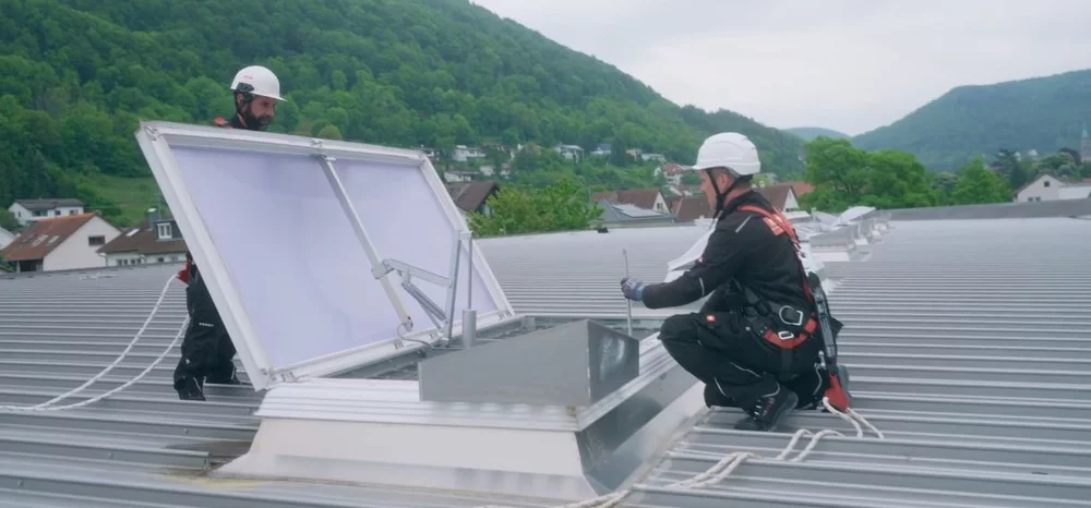 Die Prüfung tech­ni­scher Anlagen und Ein­rich­tun­gen durch Sach­ver­stän­dige muss vor In­be­trieb­nahme und da­nach regel­mäßig erfolgen